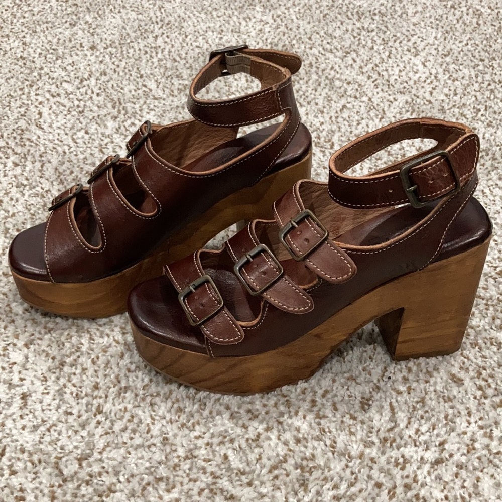 Bed Stu wooden Heels,these fit like a sz 6 IMO - Picture 6 of 11